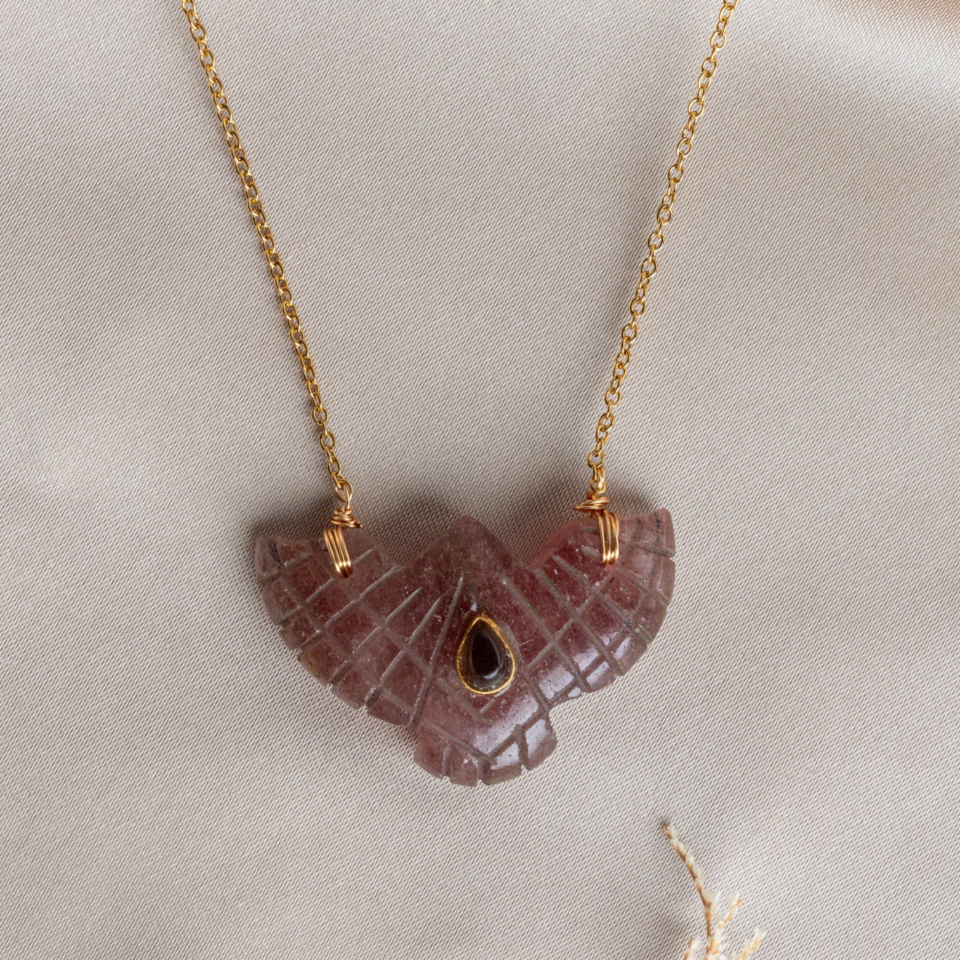 Collier Aigle