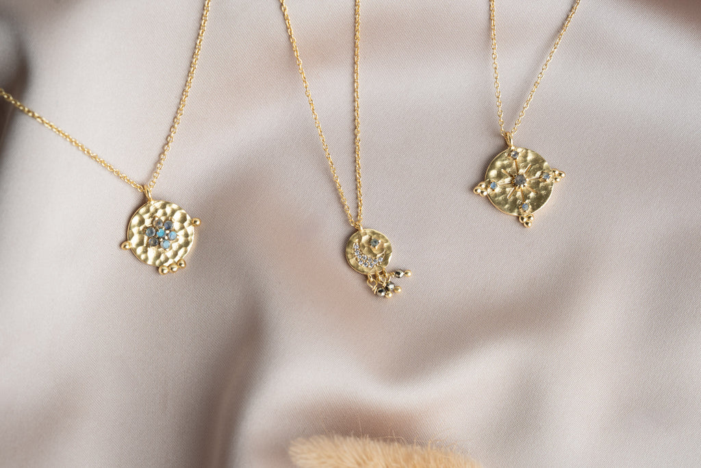 Collier Maya