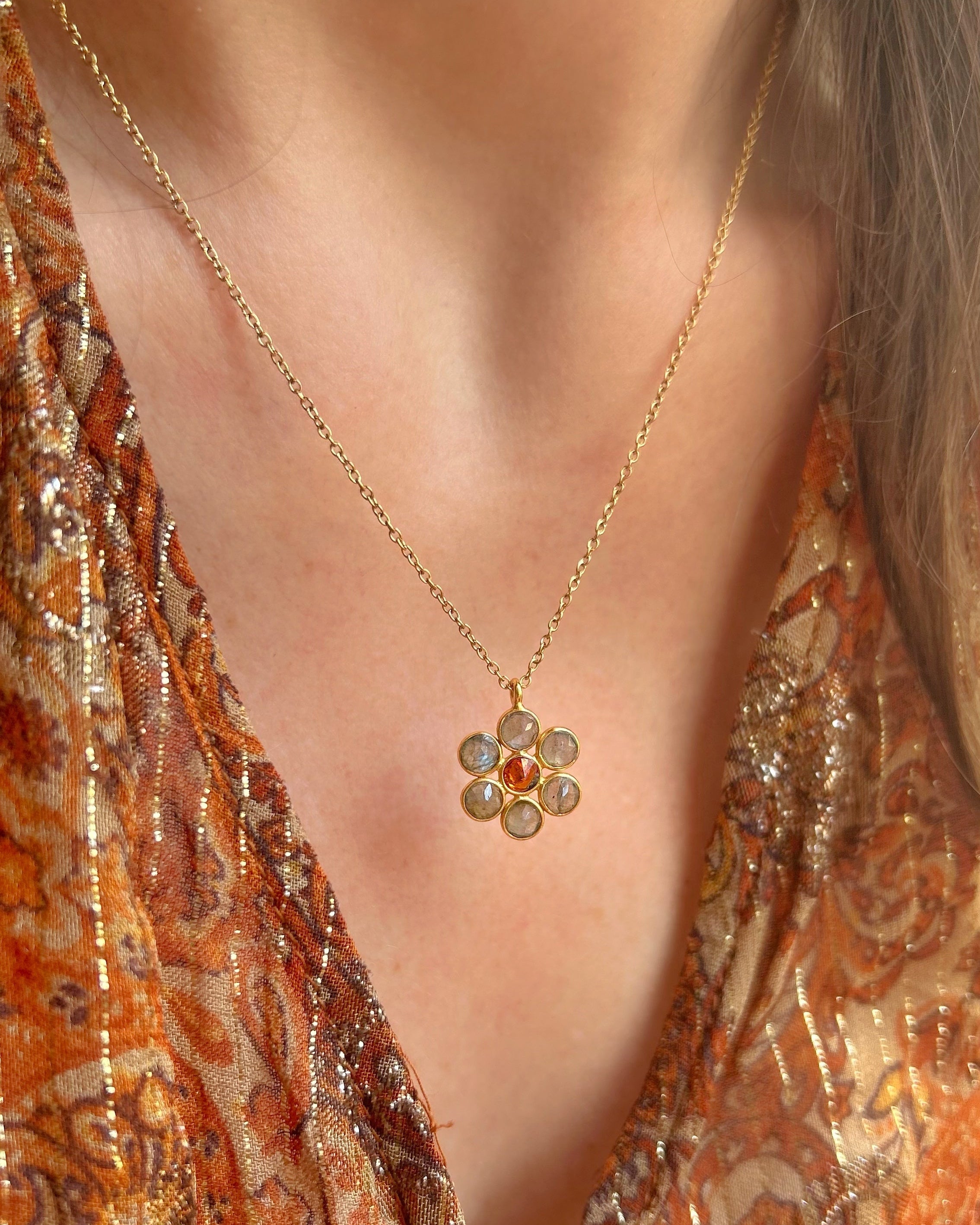 Collier Flower - Labradorite
