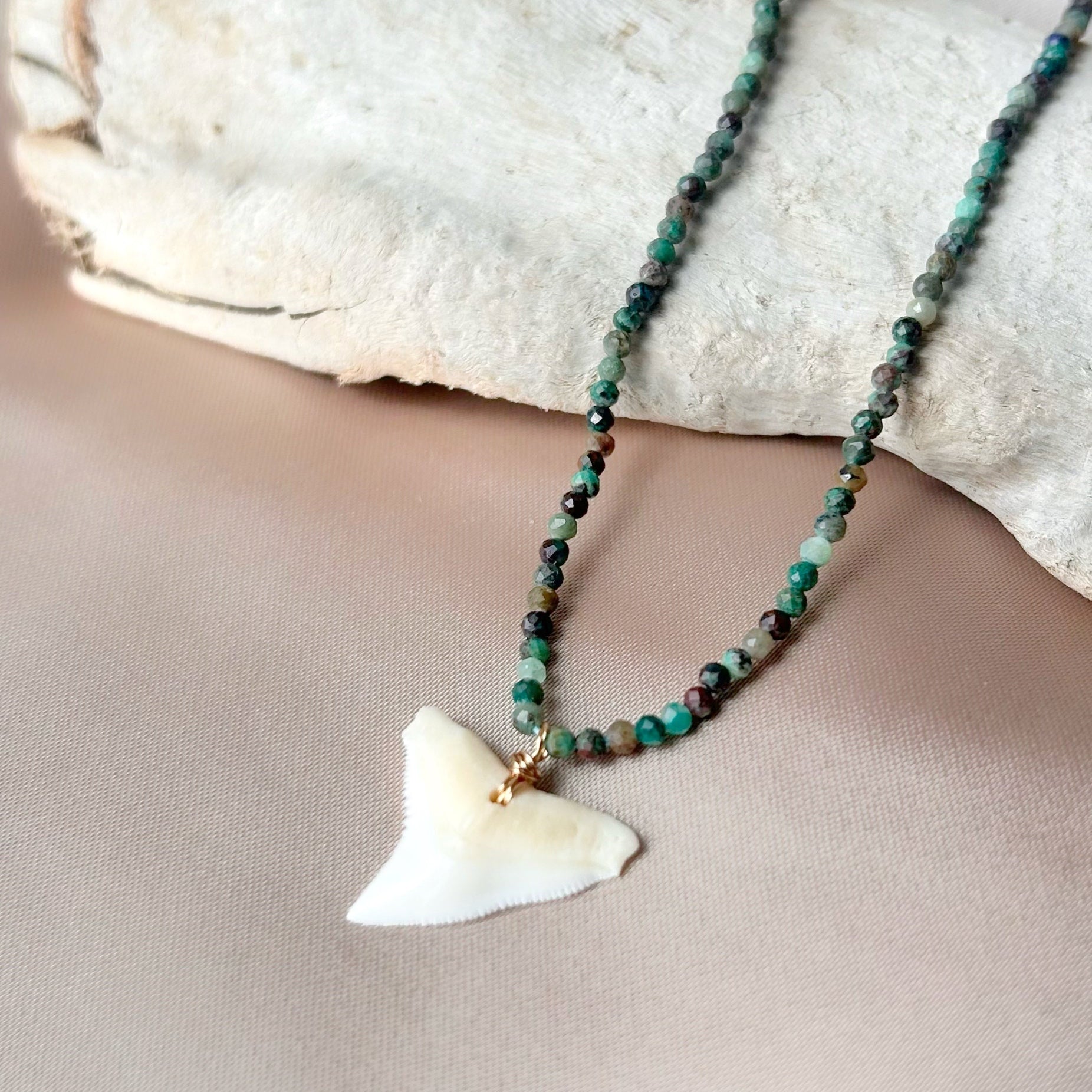 Collier Jaws