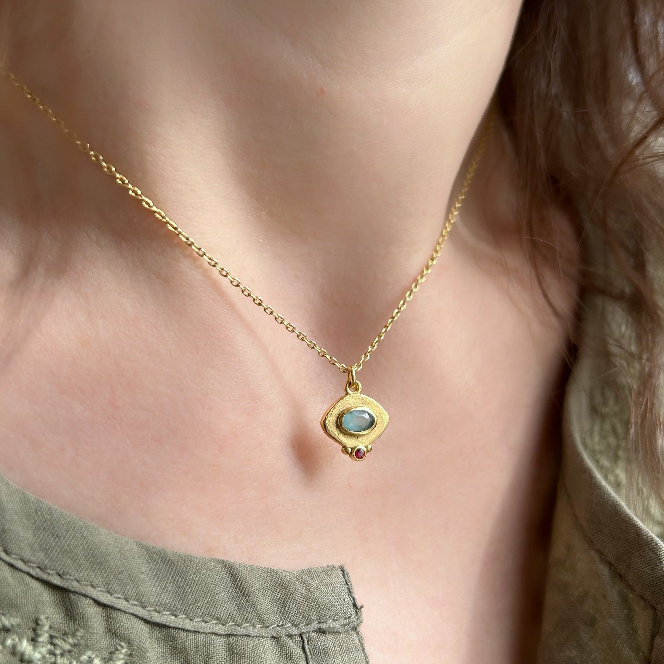 Collier Mira