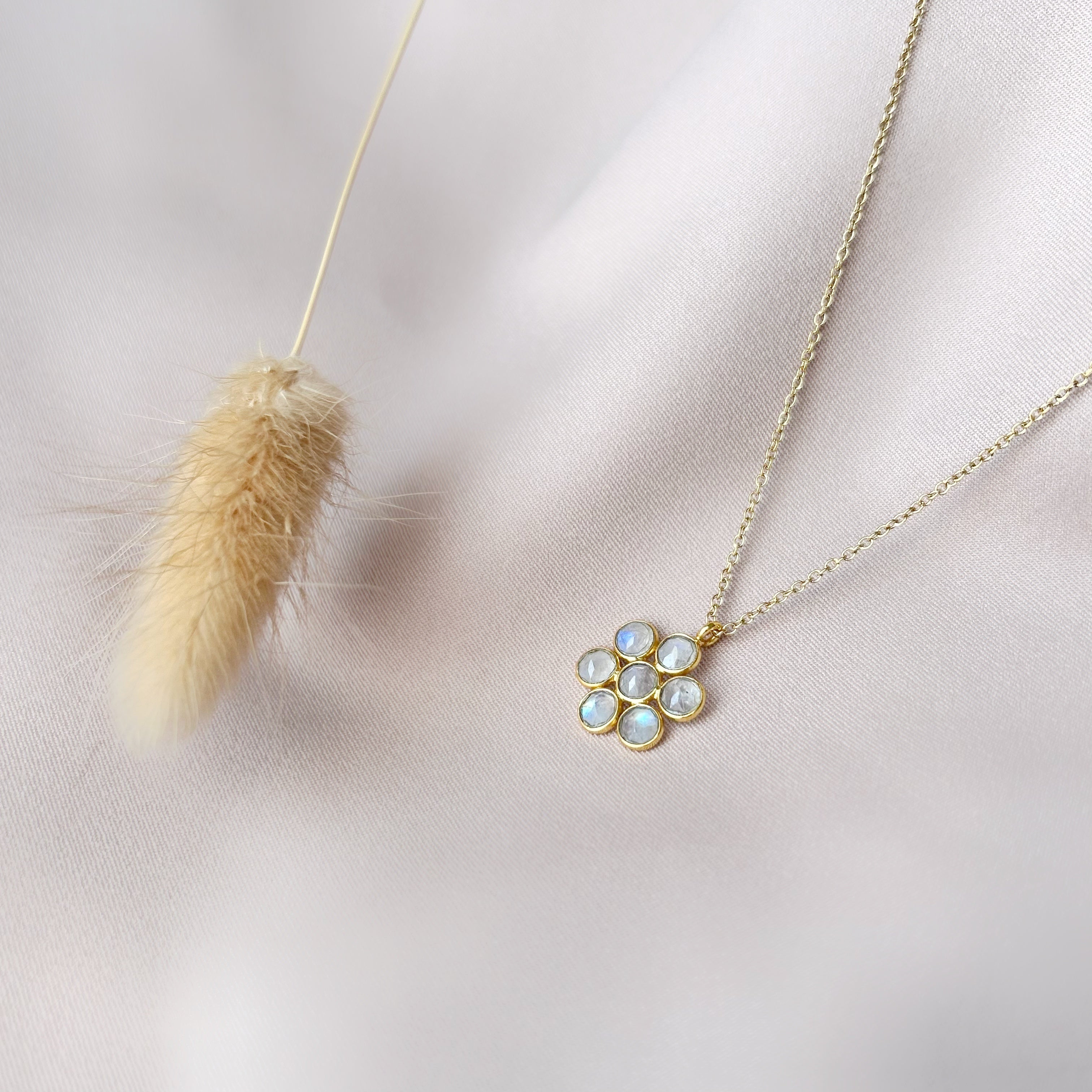Collier Flower - Moonstone