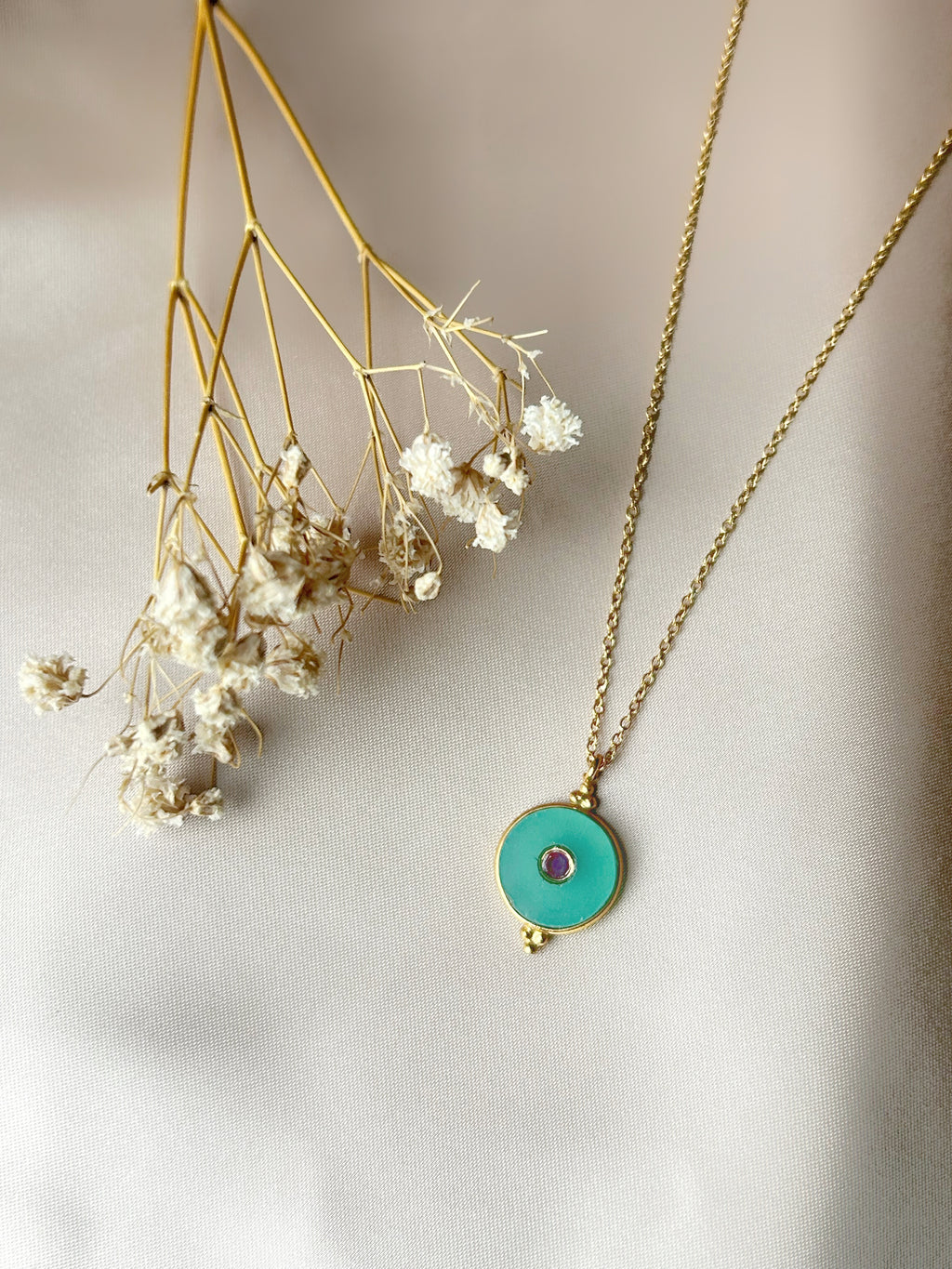 Collier Tilak